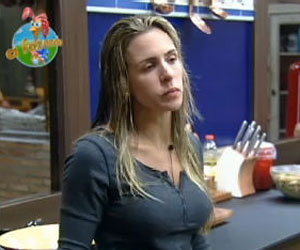 "É muita falsidade", diz Joana sobre Taciane