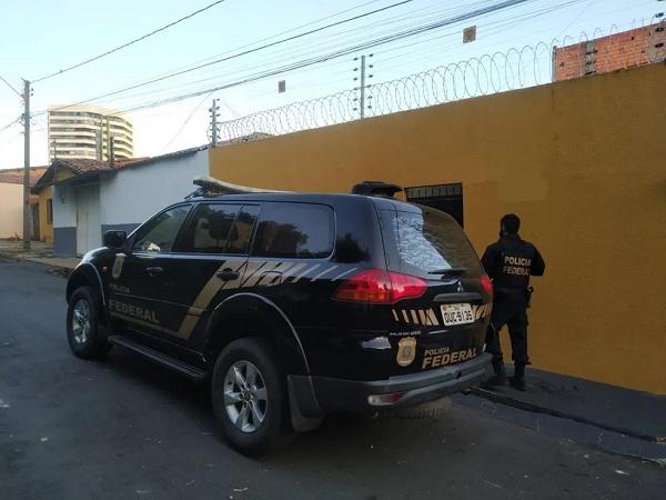 PF prende suspeitos de cobrar até R$ 500 mil por falsos registros e diplomas de medicina no Piauí