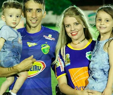 Bicampeão piauiense, meia Esquerdinha se despede do Altos