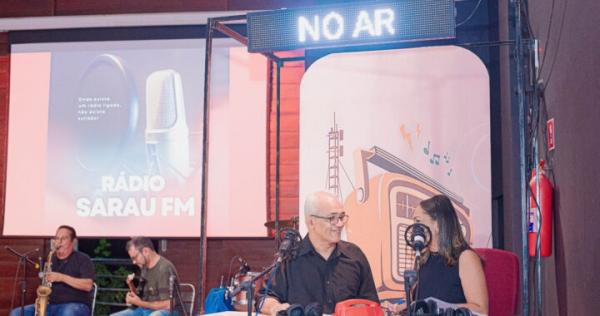 Sarau Recreativo do Sesc Beira Rio faz tributo à música e à era do rádio