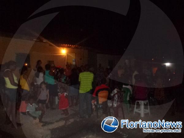 No Dia de Reis, grupos encerram ciclo natalino em Floriano e Bar&atilde;o de Graja&uacute;.(Imagem:FlorianoNews)