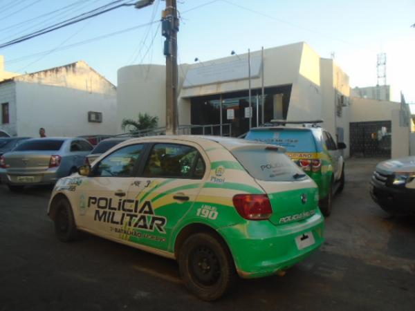 Motociclista é vítima de assalto na região do bairro Rede Nova