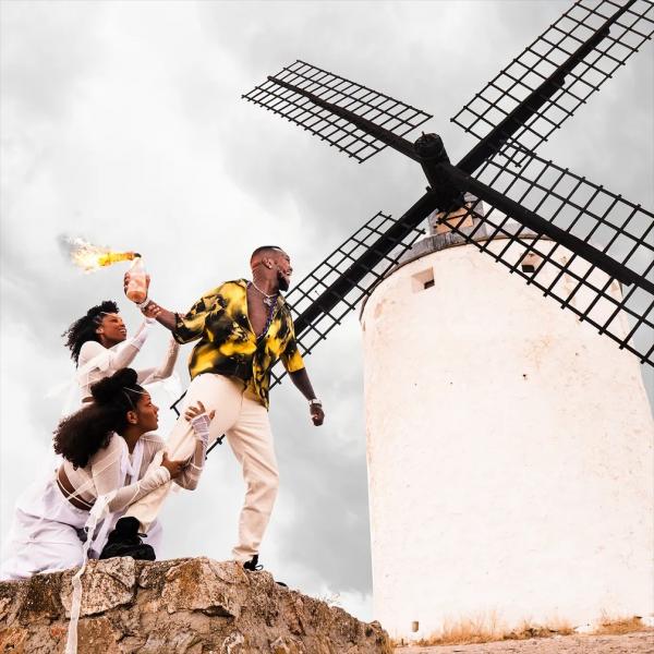 Djonga se inspira em "Dom Quixote" ao criar capa e narrativa do álbum "O dono do lugar"