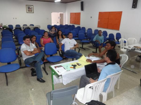 Comiss&atilde;o organizadora de Festival Estudantil definiu ensaios para representantes da zona rural.(Imagem:FlorianoNews)