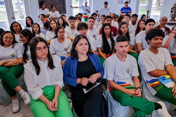 Seduc e Detran abrem inscrições para CNH Social Estudantil com 10 mil vagas gratuitas no Piauí