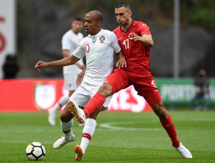 Ainda sem CR7, Portugal fica no empate com a Tunísia em amistoso