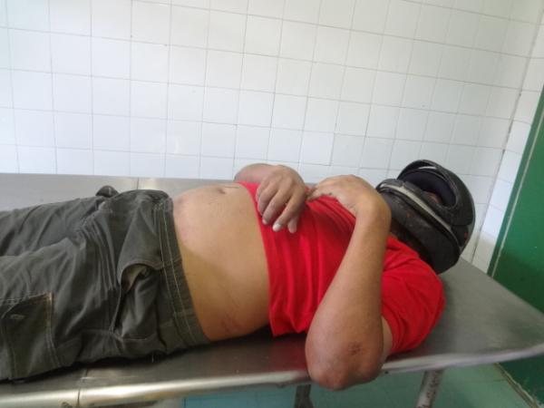 Homem morre ap&oacute;s cair de moto em ponte da localidade Saco.(Imagem:FlorianoNews)