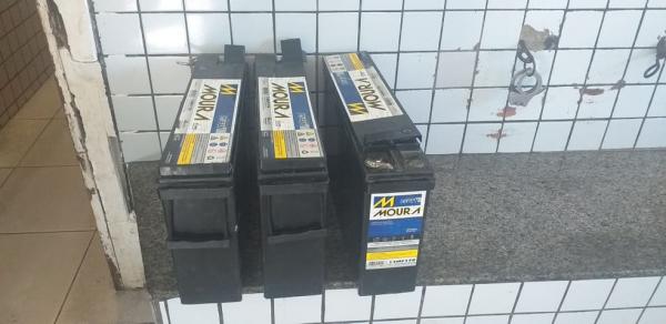 Jovem é preso com baterias furtadas de torres de telefonia na Zona Sul de Teresina