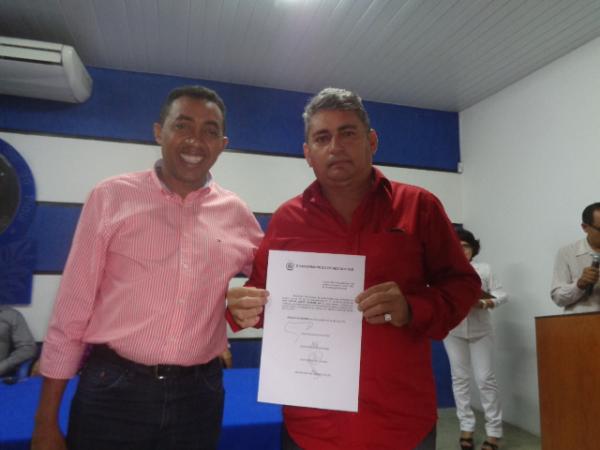 Gerente e coordenadores municipais s&atilde;o empossados em solenidade no munic&iacute;pio de Floriano.(Imagem:FlorianoNews)