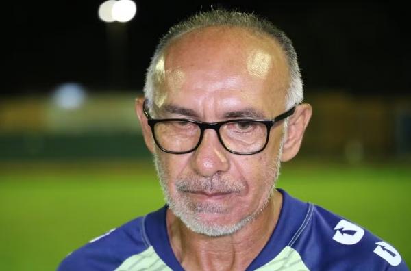 Mirandinha, t&eacute;cnico do 4 de Julho.(Imagem:Pablo Cavalcante)