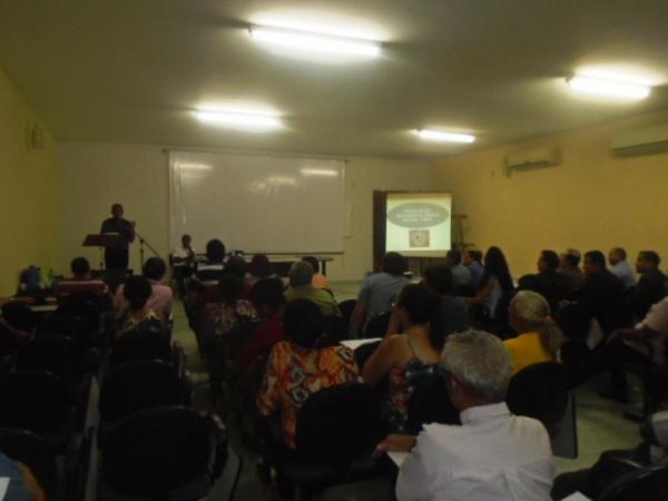 Encontro organizado pela FEBAPI apresenta reivindicações ao governo municipal