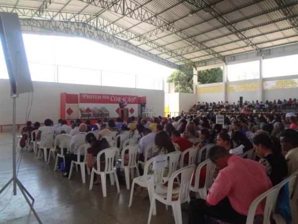 Realizado 1&ordm; dia do Congresso das Testemunhas de Jeov&aacute; em Floriano.(Imagem:FlorianoNews)