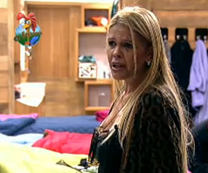 Monique Evans está torcendo para Renata Banhara ser eliminada