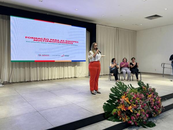 Seduc realiza forma&ccedil;&atilde;o de 200 profissionais para criar estrat&eacute;gias com foco em sa&uacute;de mental e bem-estar na comunidade escolar(Imagem:Divulga&ccedil;&atilde;o)