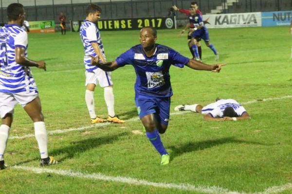 Manoel e Joelson estão perto de deixarem o Altos rumo ao futebol asiático