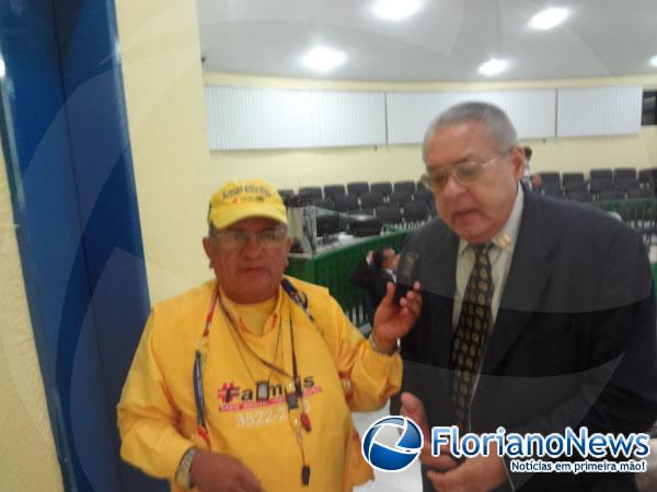 Vereador Jos&eacute; Le&atilde;o participou da primeira Sess&atilde;o Ordin&aacute;ria.(Imagem:FlorianoNews)