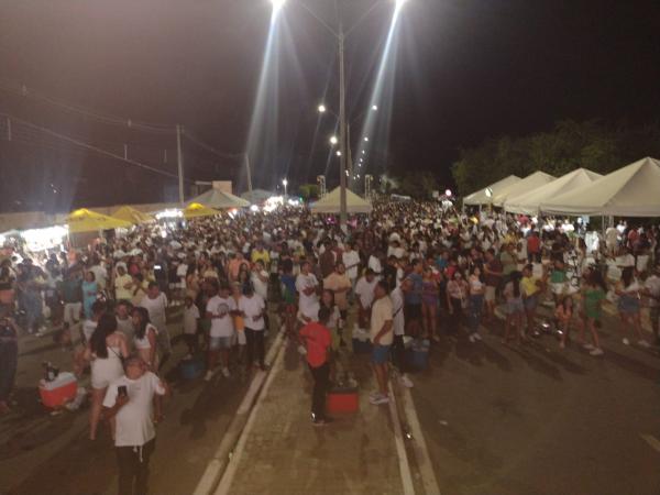 "Réveillon da Nossa Gente" marca a virada do ano em Floriano
