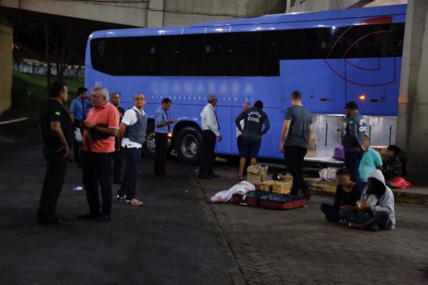  Droga estava escondida em mala e caixas.(Imagem:Divulga&ccedil;&atilde;o/Pol&iacute;cia Civil do Piau&iacute;)