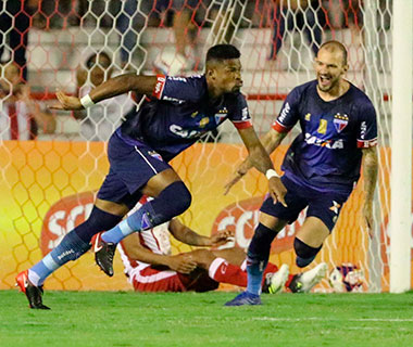 Com gol relâmpago, Fortaleza vence estreia no Nordestão