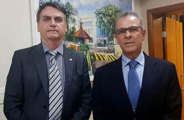 Almirante Bento Albuquerque Junior é confirmado para Minas e Energia