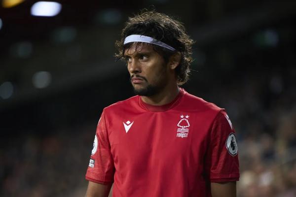 Flamengo faz nova consulta por Scarpa e aumenta concorrência pelo meia