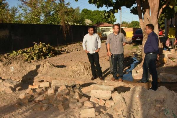 Prefeitura realiza reconstru&ccedil;&atilde;o de galeria do bairro Matadouro.(Imagem:SECOM)