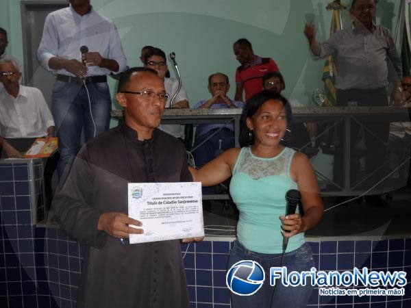 Entrega de t&iacute;tulo de Cidad&atilde;o Sanjoseense.(Imagem:FlorianoNews)