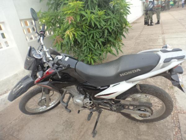 Alarme ajuda Polícia Militar a recuperar motocicleta minutos após ser roubada