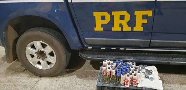 Idoso é preso com pólvora e chumbo para fabricar duas mil munições em Valença do Piauí