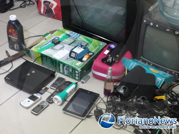  Pol&iacute;cia Civil realiza opera&ccedil;&atilde;o e recupera diversos objetos furtados de resid&ecirc;ncia.(Imagem:FlorianoNews)