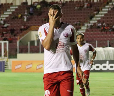 Copa do Nordeste: Náutico vence Sergipe fora de casa