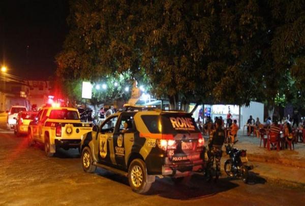Operação fecha três casas noturnas e notifica 81 espaços na zona Norte de Teresina