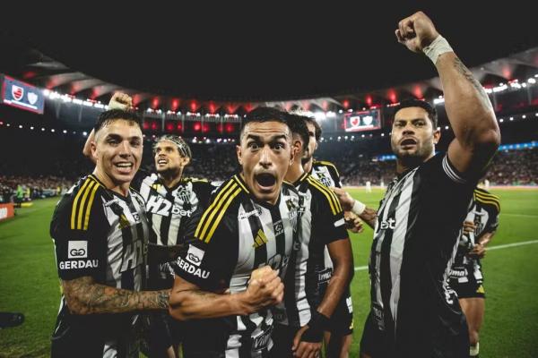Atlético-MG trava jogo do Flamengo e comprometimento tático faz time sair na frente nas oitavas