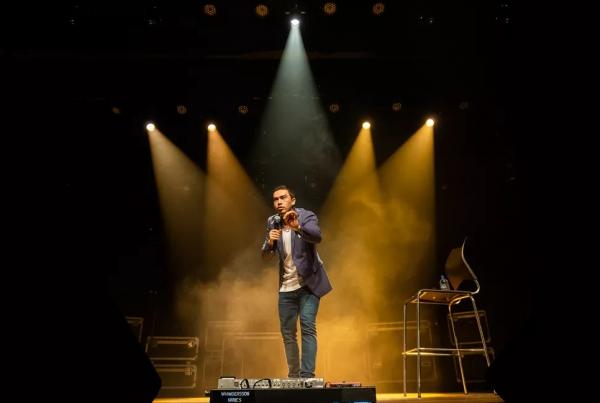 Whindersson Nunes anuncia mais 3 mil ingressos para show de despedida no Estádio Albertão