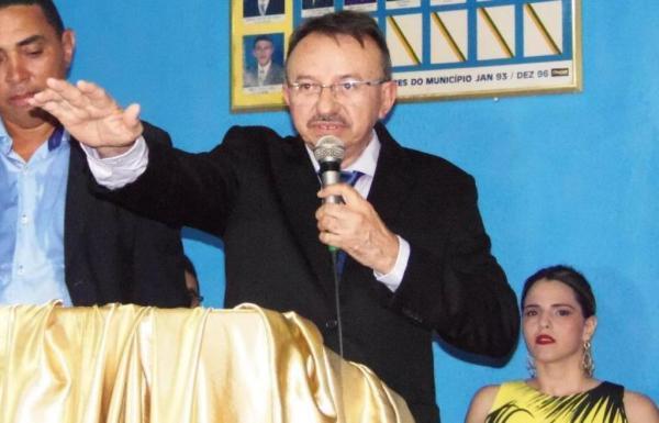 Vice assume mandato de prefeito em Santa ruz do Piau&iacute;.(Imagem:Gelimar Moura)