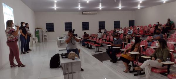 Sistema de Esgotamento Sanitário é discutido em Floriano