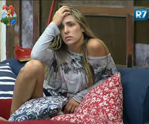 ?Ele tem mente de criança?, diz Joana sobre Dinei