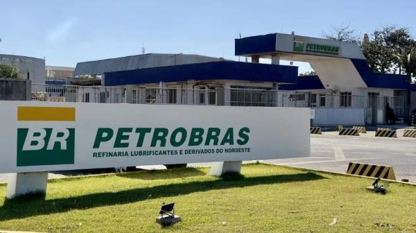 Petrobras divulga edital de concurso com 6.412 mil vagas e salário de R$ 5,8 mil