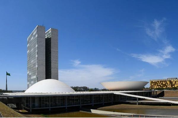 Senado fará concurso de 22 vagas e salário de R$ 19.427,79 a R$ 33.461,68