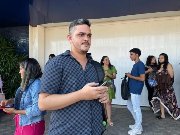 Rafael Silva voltou a fazer o Enem ap&oacute;s oito anos de concluir primeira gradua&ccedil;&atilde;o.(Imagem: J&uacute;lio Costa/g1 Piau&iacute;)