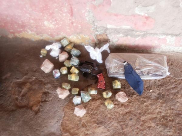 Homem é preso em flagrante por tráfico de drogas em Campo Maior