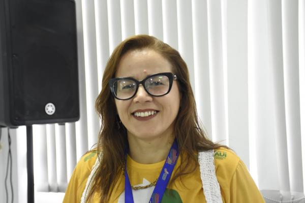 Elisane Melo, facilitadora Eixo Infraestrutura, Inclus&atilde;o Produtiva e Transi&ccedil;&atilde;o Energ&eacute;tica.(Imagem:Francisco Gil&aacute;sio)