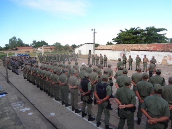 Cel Lisandro realizou primeira Formatura Geral no 3&ordm; BPM.(Imagem:FlorianoNews)