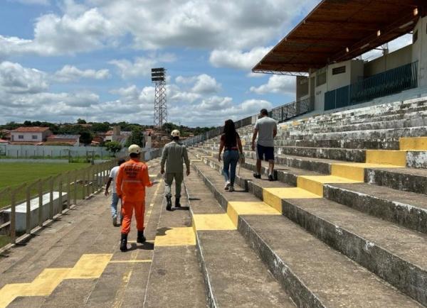 Est&aacute;dio Tiber&atilde;o de Floriano &eacute; liberado pelos Bombeiros para sediar jogos do Piauiense.(Imagem:Secom)