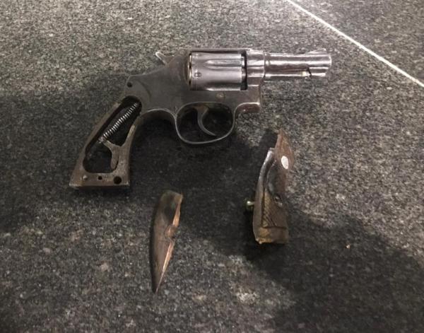 Policial penal e amigo são baleados durante assalto em festa no Piauí