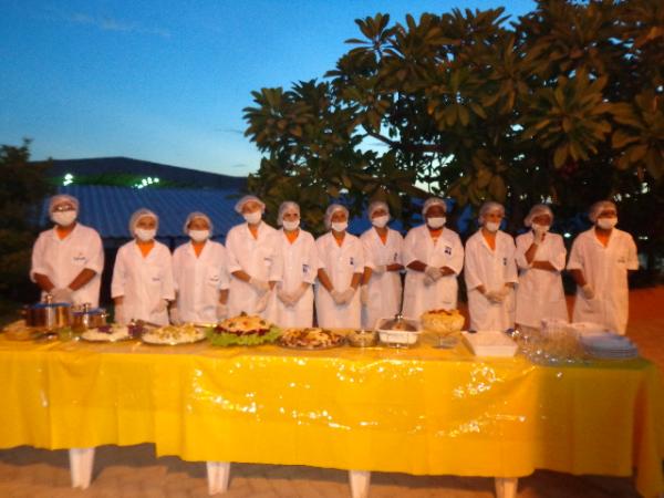 SENAC Floriano encerra turma de Auxiliar de Cozinha com jantar
