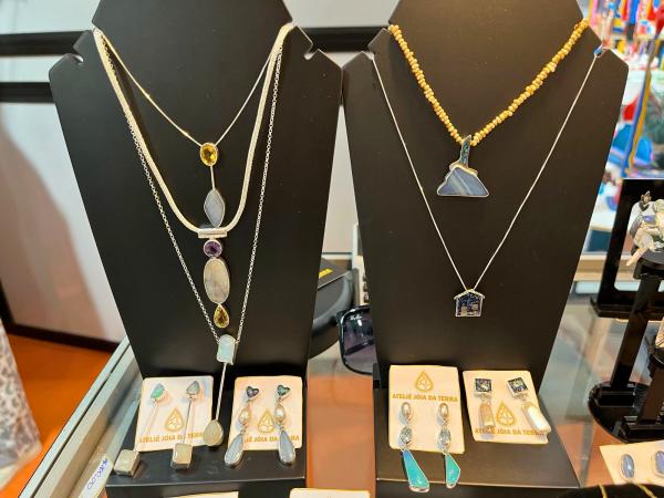 Artesãos piauienses comemoram vendas realizadas durante participação em feiras(Imagem:Ascom Sudarpi)