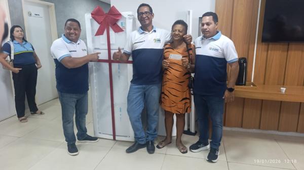A Prefeitura de Barão de Grajaú realizou o tradicional Sorteio do IPTU, premiando moradores que mantiveram seus tributos em dia. O evento contemplou contribuintes com eletrodomésti(Imagem:Reprodução)