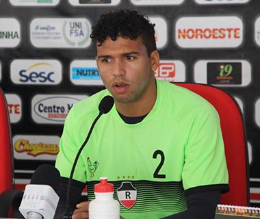 River anuncia empréstimo de lateral ao Ferroviário