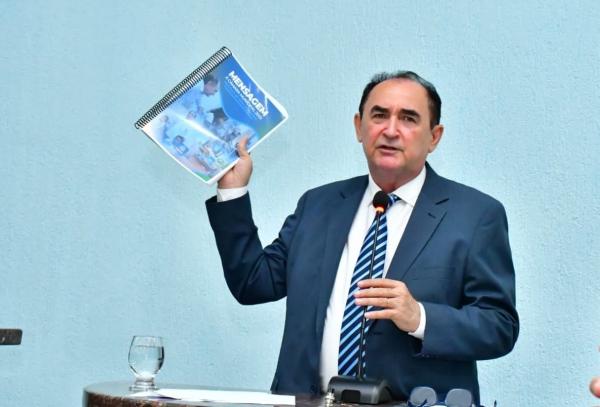 Prefeito Ant&ocirc;nio Reis(Imagem:CMF)